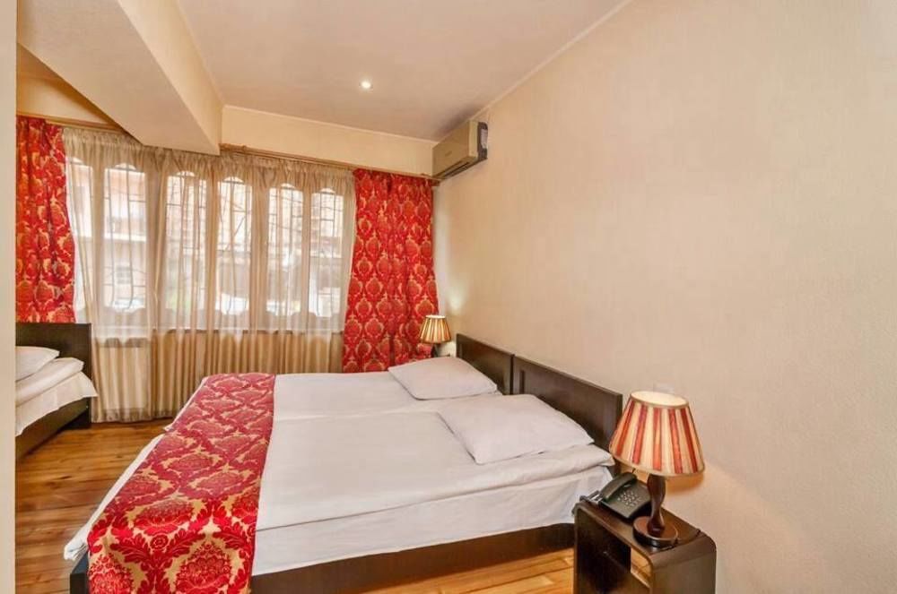 Hotel Vip Tbilisi Exterior photo