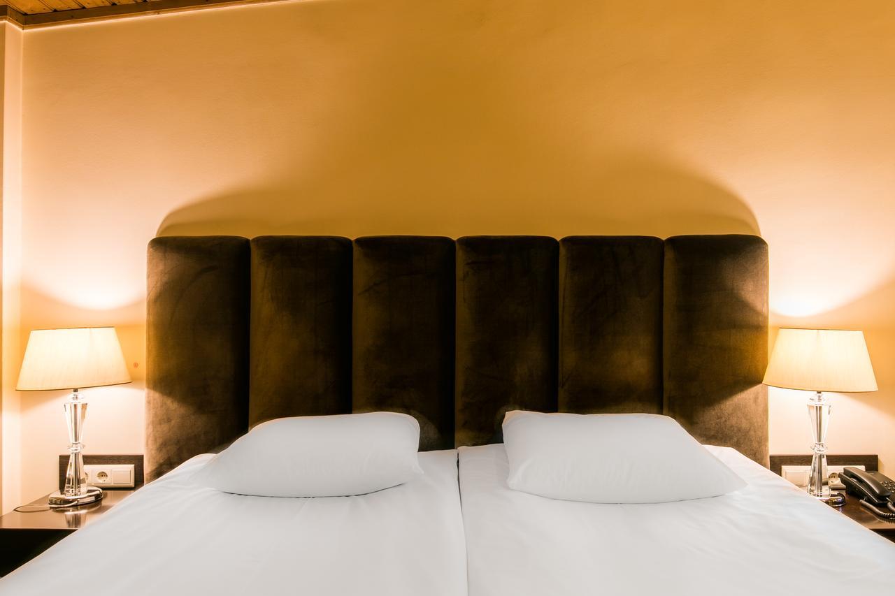 Hotel Vip Tbilisi Exterior photo