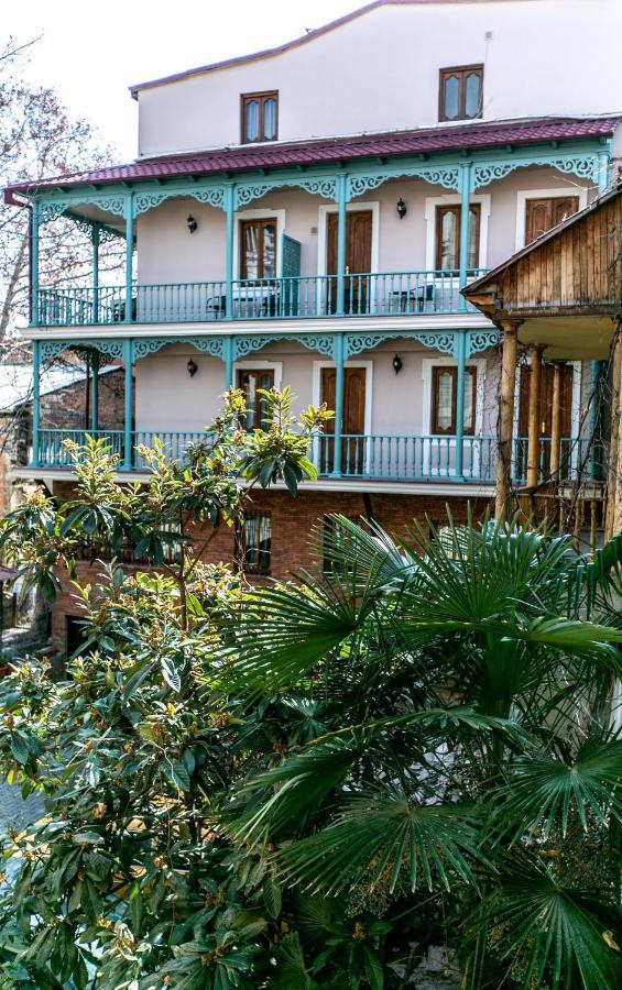 Hotel Vip Tbilisi Exterior photo